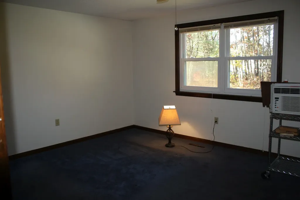 4 Venne Circle Concord NH 03301