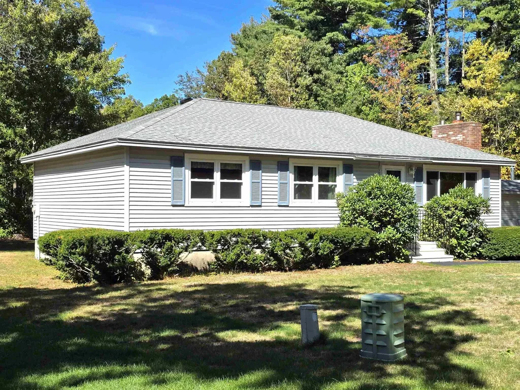 4 Venne Circle Concord NH 03301