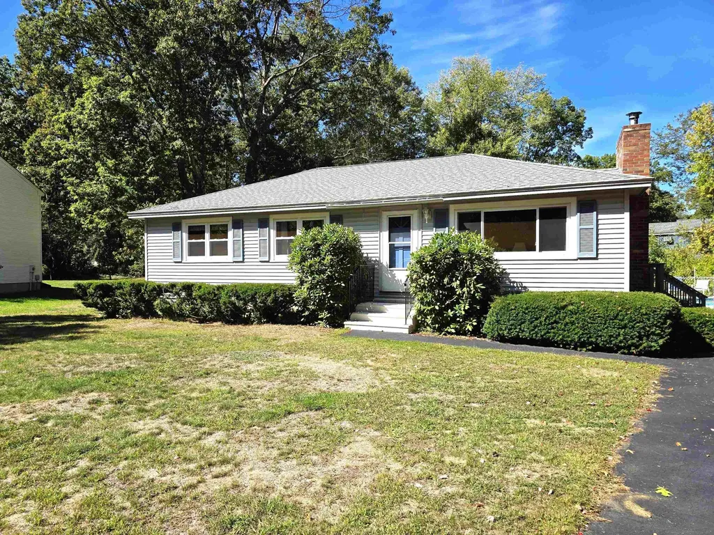 4 Venne Circle Concord NH 03301