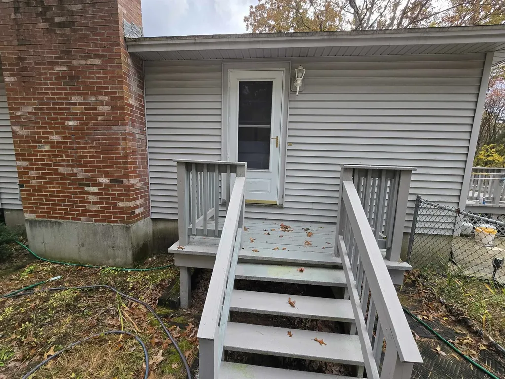 4 Venne Circle Concord NH 03301