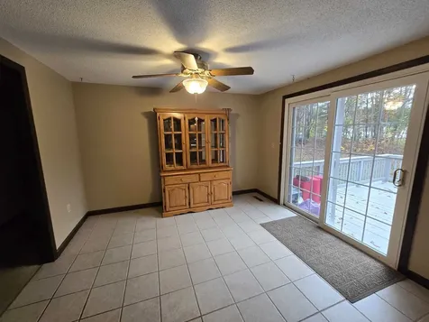 4 Venne Circle Concord NH 03301