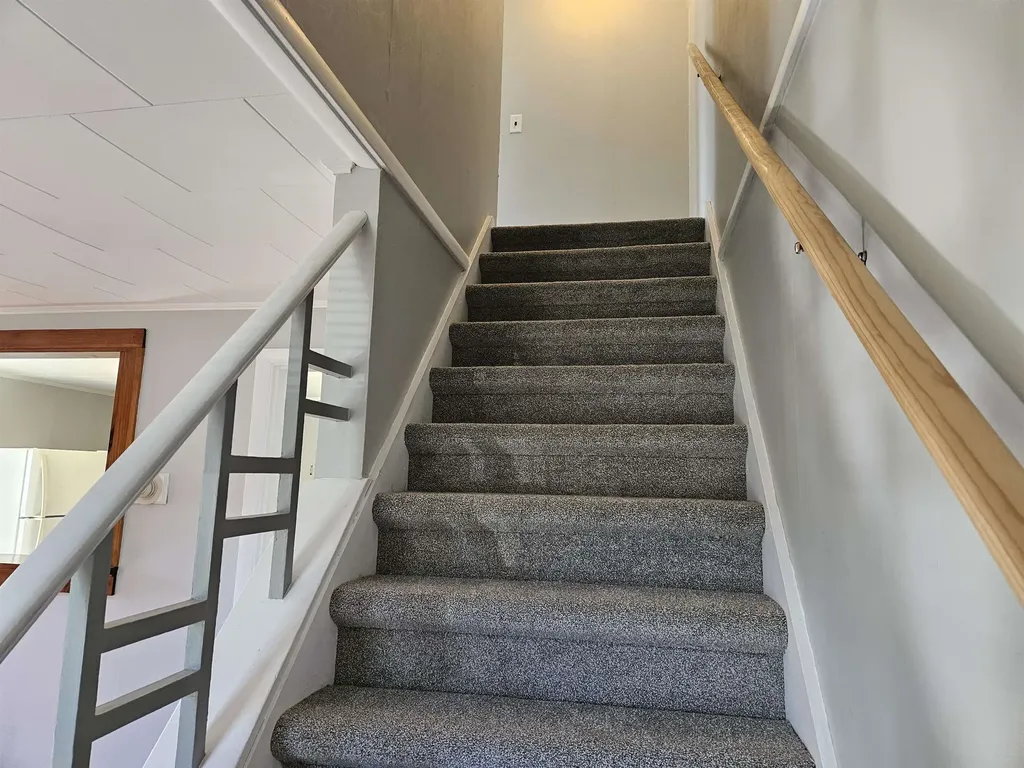 16 Mckenzie Drive Claremont NH 03743