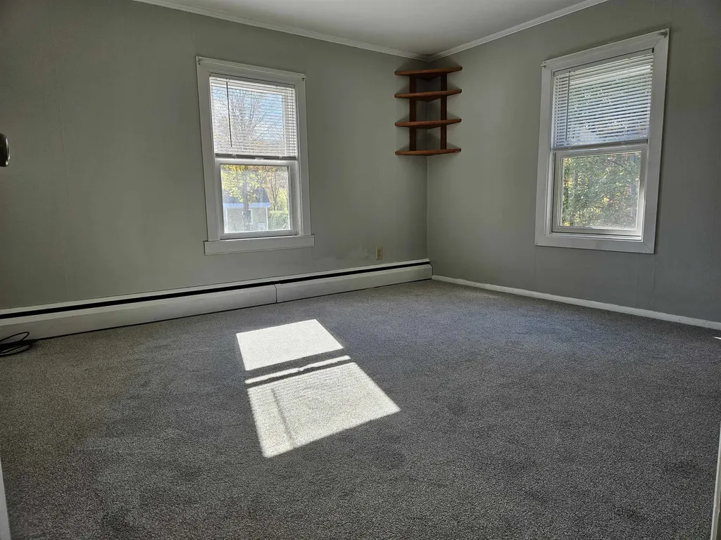 16 Mckenzie Drive Claremont NH 03743