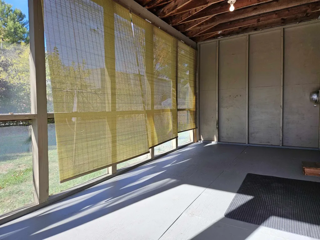 16 Mckenzie Drive Claremont NH 03743