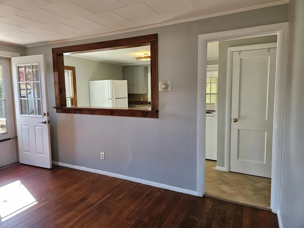 16 Mckenzie Drive Claremont NH 03743