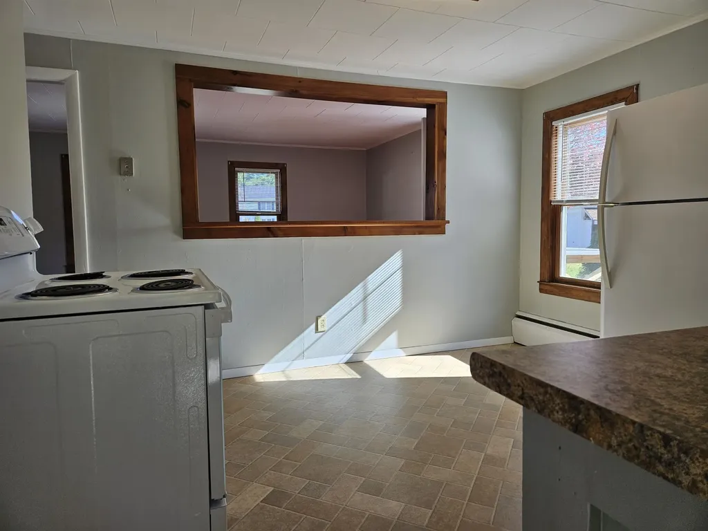 16 Mckenzie Drive Claremont NH 03743