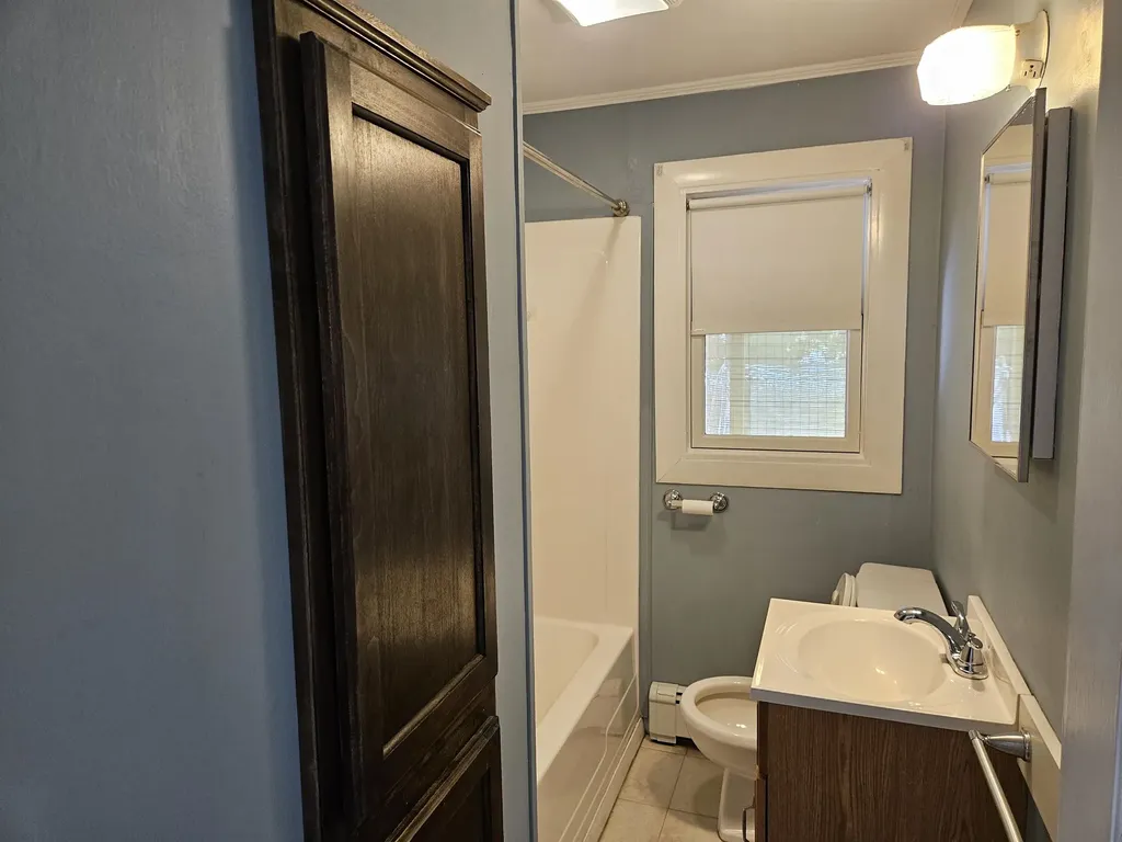 16 Mckenzie Drive Claremont NH 03743