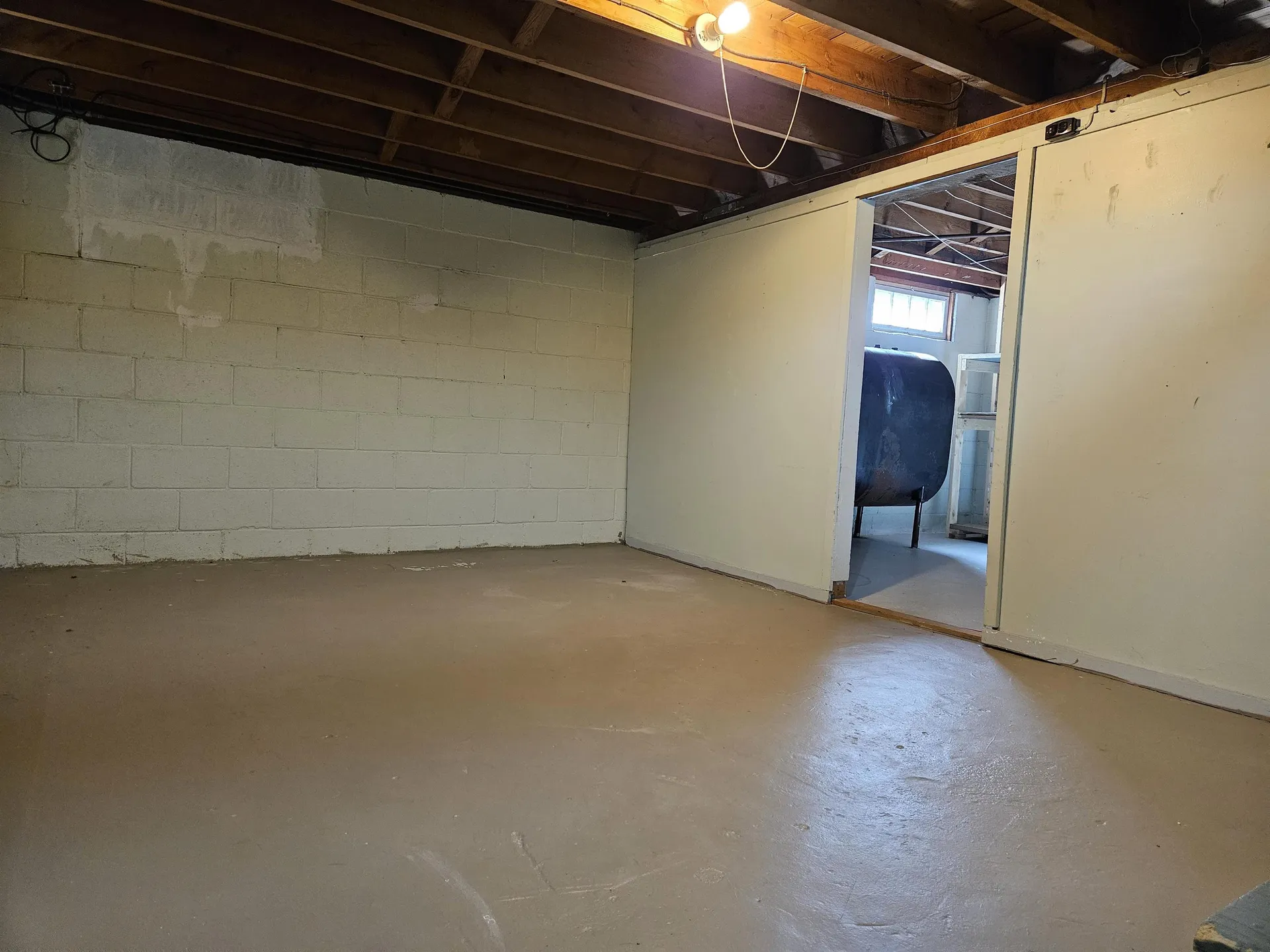 16 Mckenzie Drive Claremont NH 03743