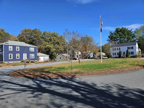 16 Mckenzie Drive Claremont NH 03743