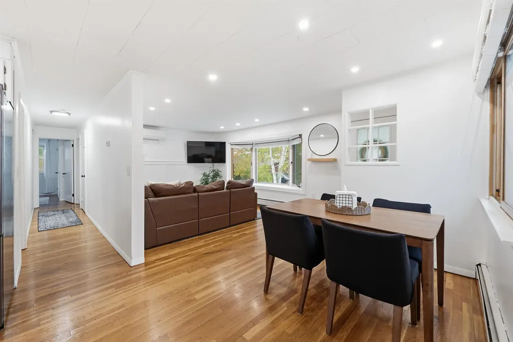 6 Sewell Road Rochester NH 03868