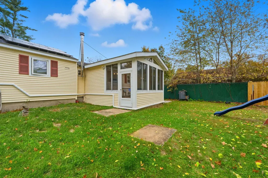 6 Sewell Road Rochester NH 03868