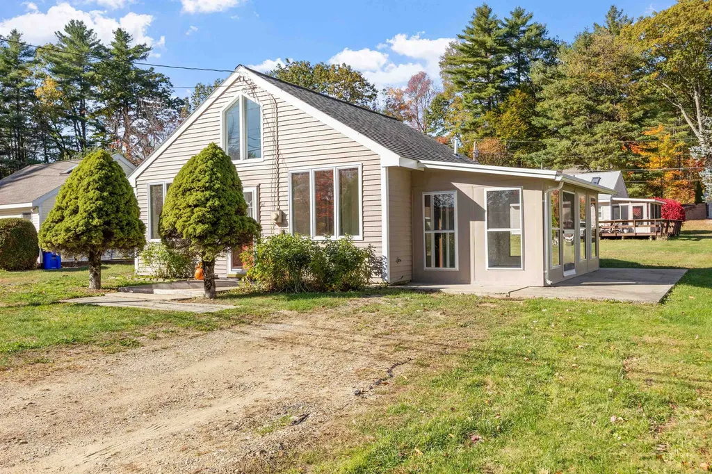 52 Noyes Road Tilton NH 03276