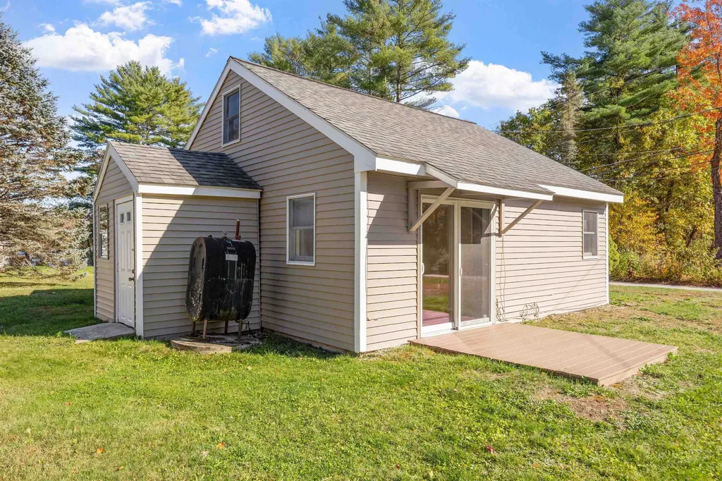 52 Noyes Road Tilton NH 03276