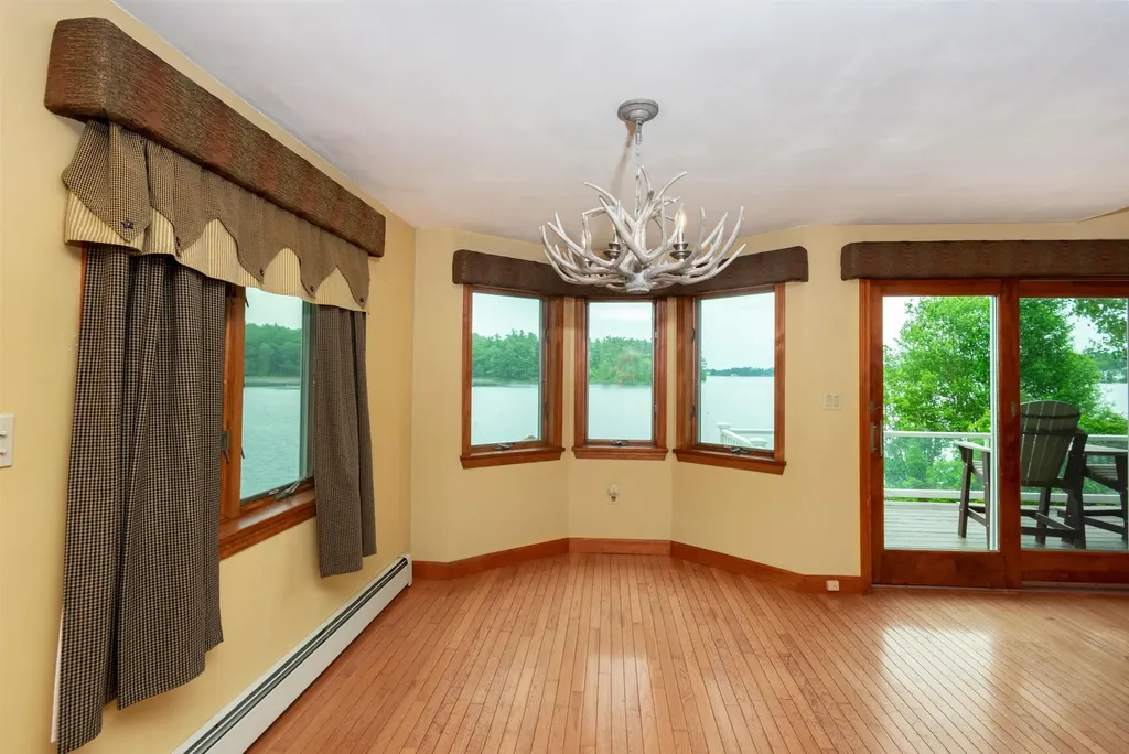 108 South Shore Road Windham NH 03087