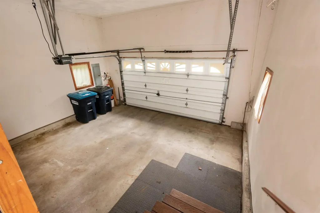 108 South Shore Road Windham NH 03087