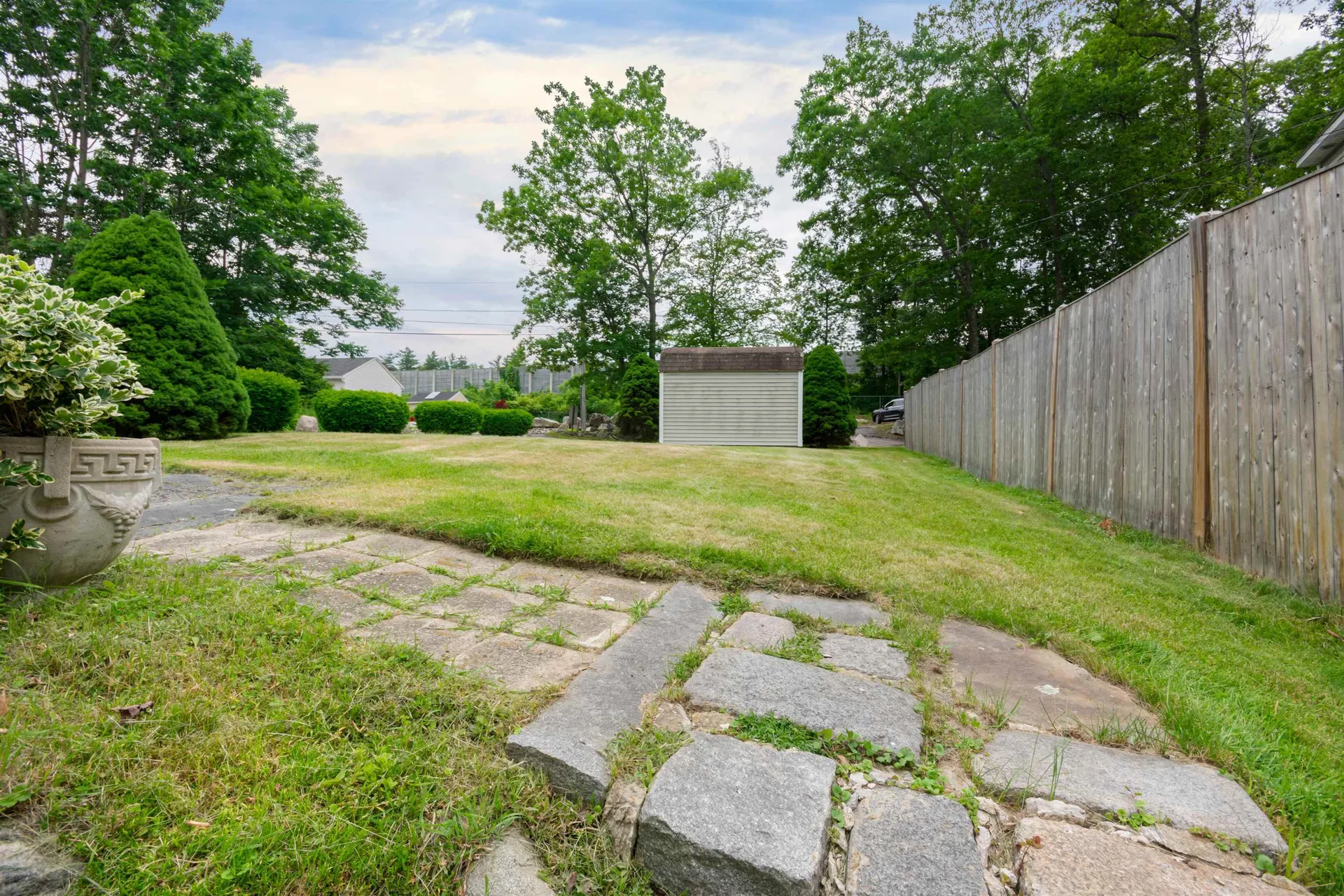 108 South Shore Road Windham NH 03087