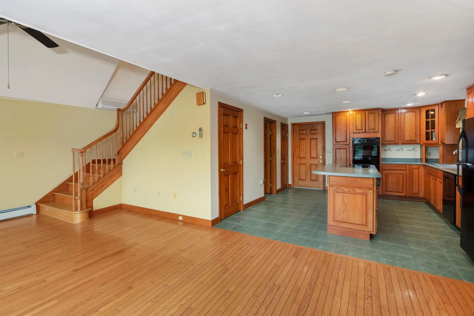 108 South Shore Road Windham NH 03087