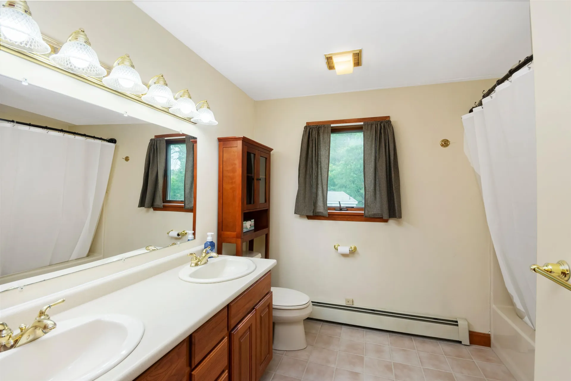 108 South Shore Road Windham NH 03087