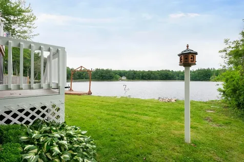 108 South Shore Road Windham NH 03087