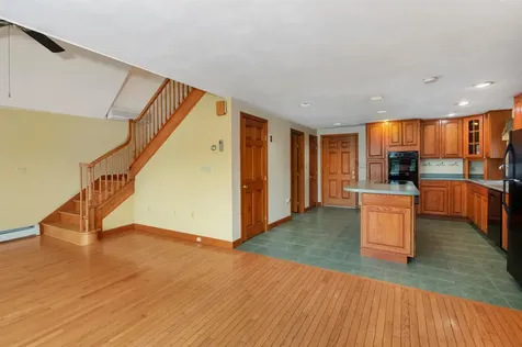 108 South Shore Road Windham NH 03087