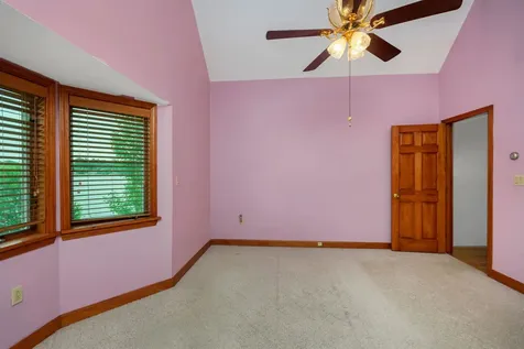 108 South Shore Road Windham NH 03087