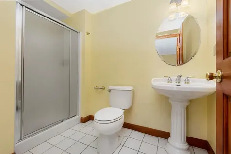 108 South Shore Road Windham NH 03087