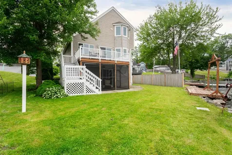 108 South Shore Road Windham NH 03087