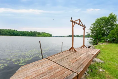 108 South Shore Road Windham NH 03087