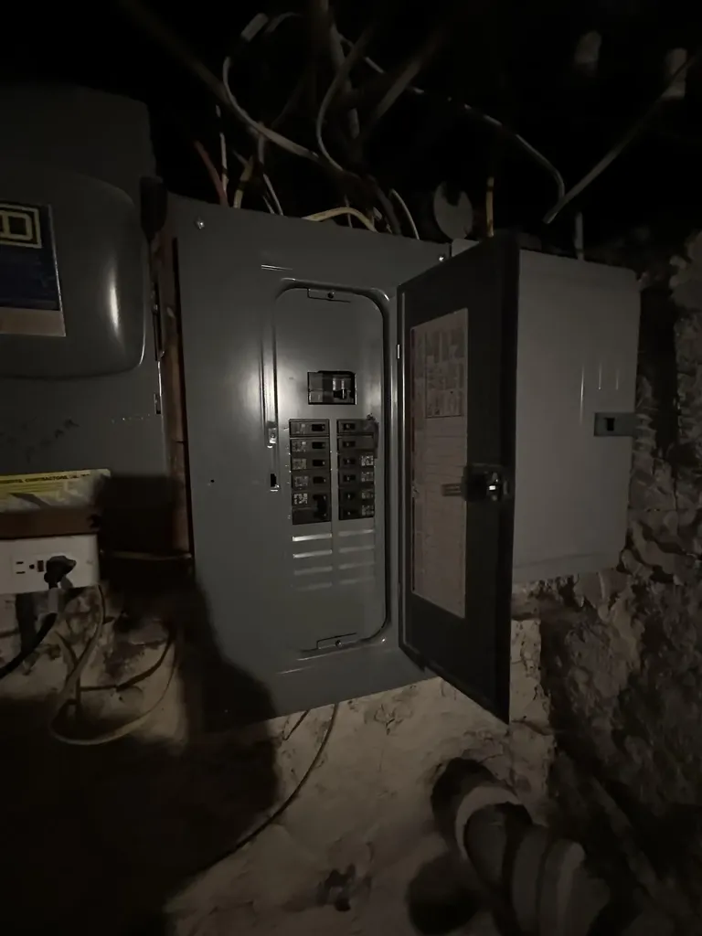 328 Cedar Street Manchester NH 03103