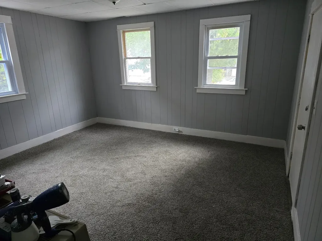 328 Cedar Street Manchester NH 03103