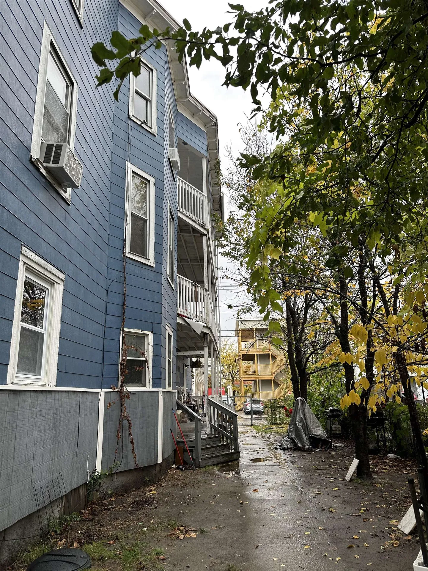 328 Cedar Street Manchester NH 03103