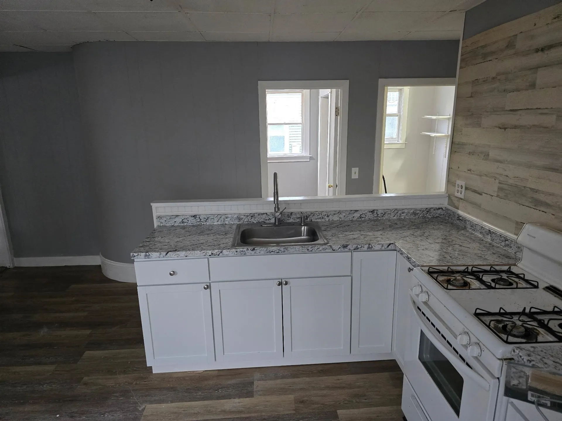 328 Cedar Street Manchester NH 03103