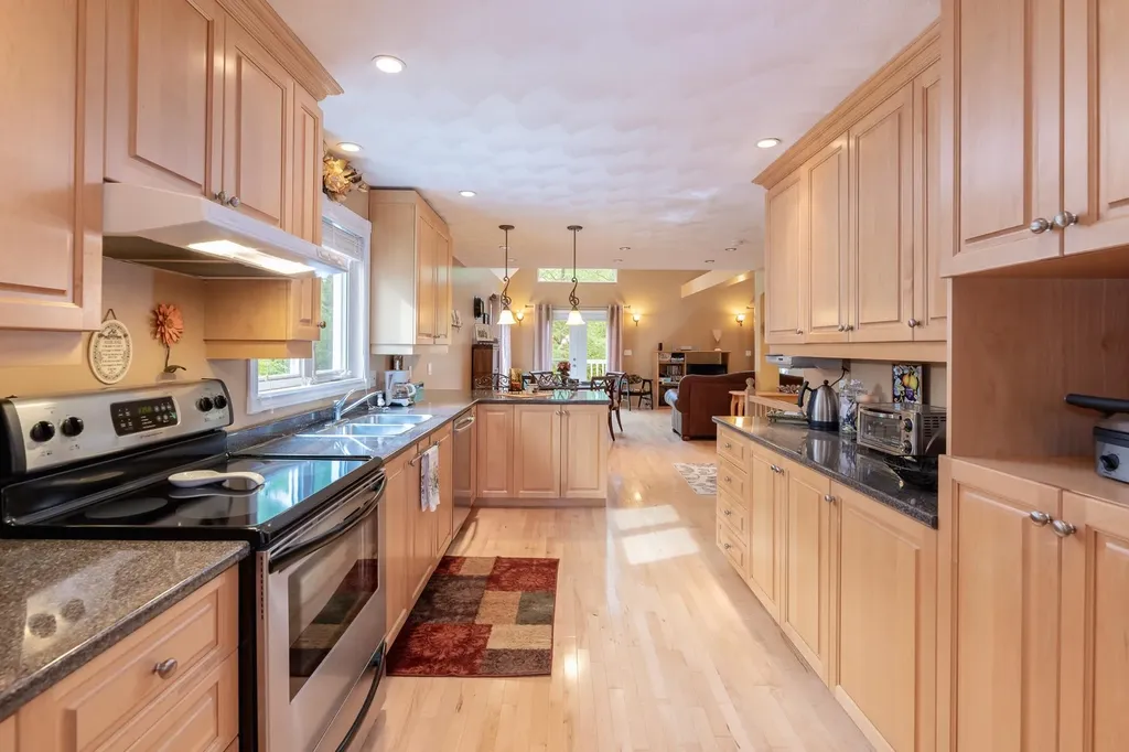 85 Amethyst Hill Road Conway NH 03860