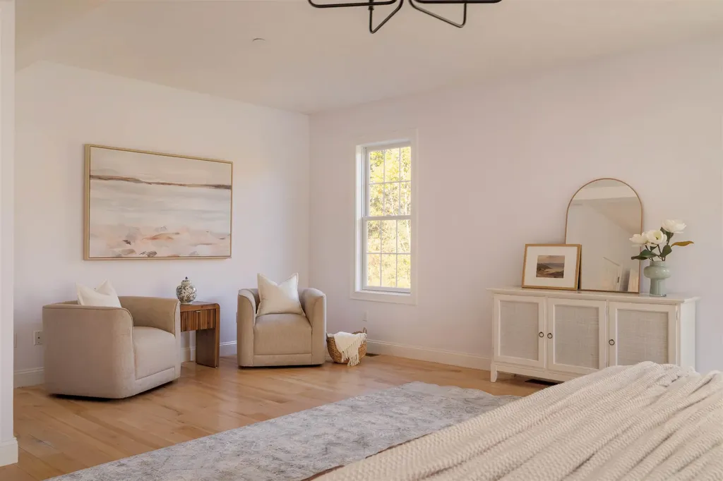 2 Copper Hill Road Hudson NH 03051-5078