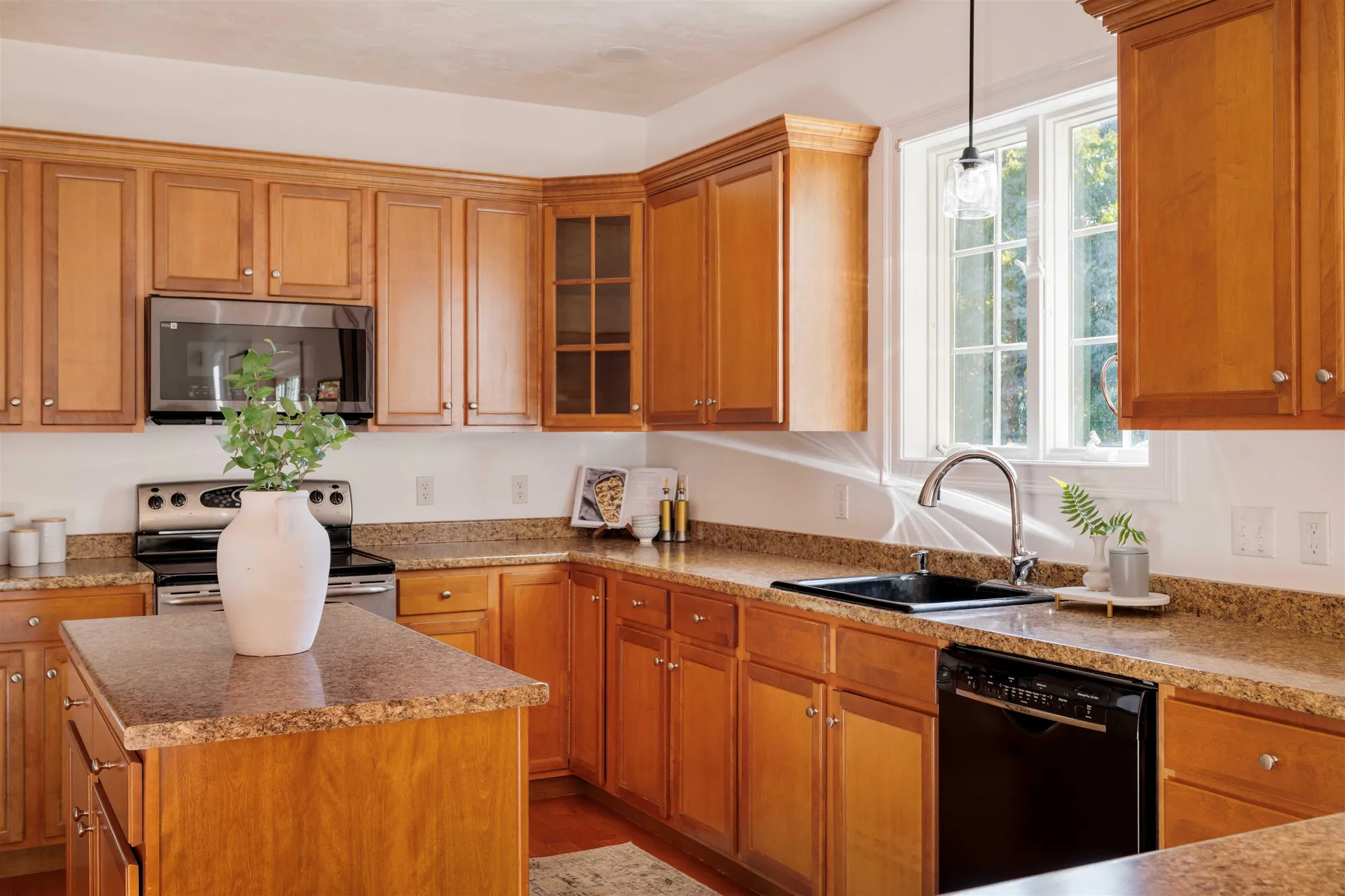 2 Copper Hill Road Hudson NH 03051-5078