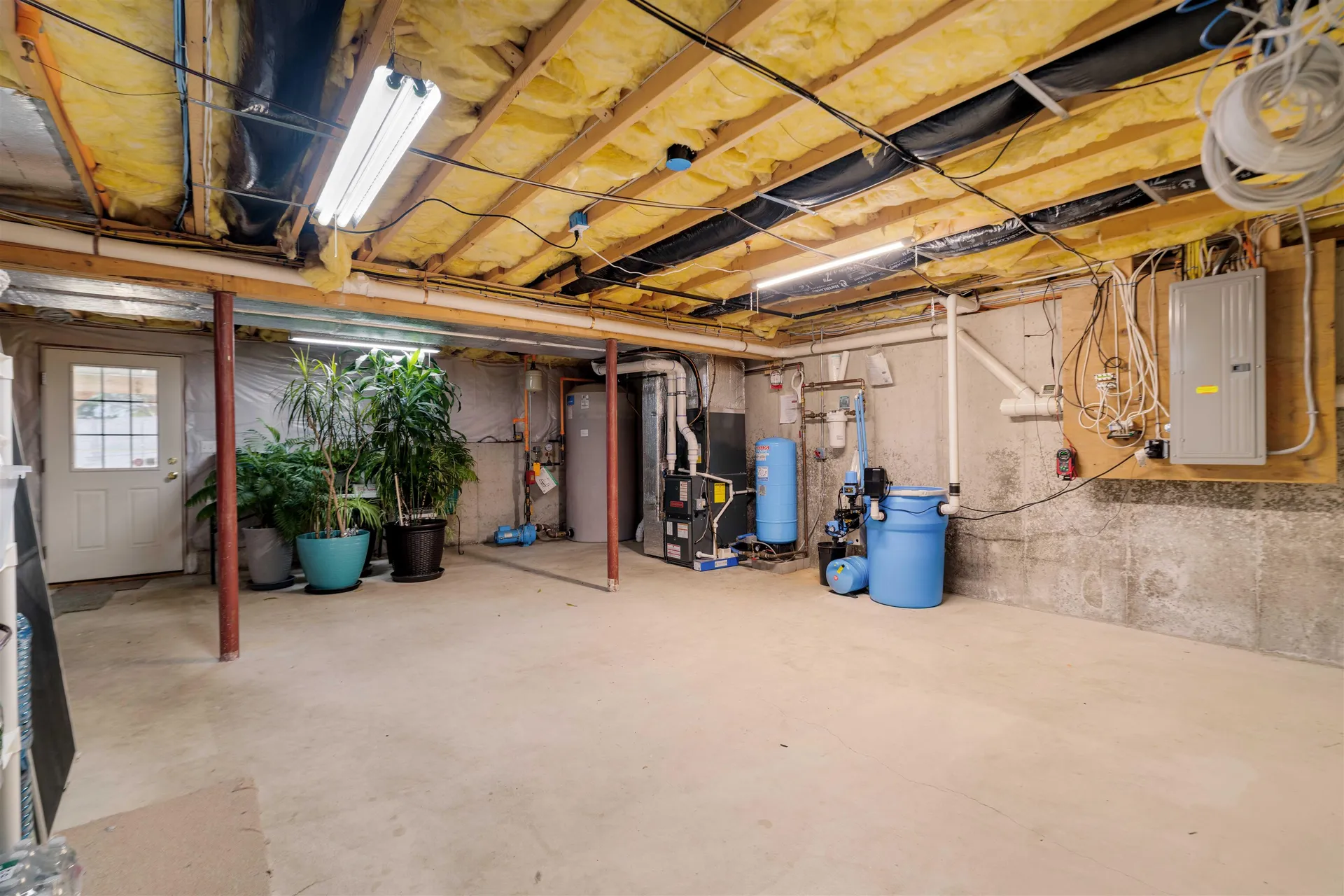 2 Copper Hill Road Hudson NH 03051-5078