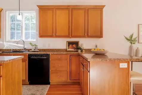 2 Copper Hill Road Hudson NH 03051-5078