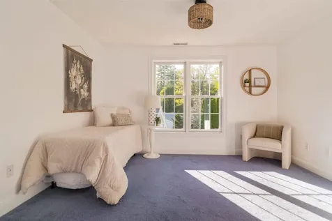 2 Copper Hill Road Hudson NH 03051-5078