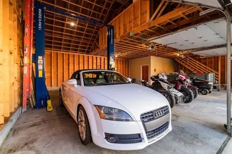 2 Copper Hill Road Hudson NH 03051-5078