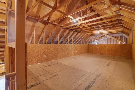 2 Copper Hill Road Hudson NH 03051-5078