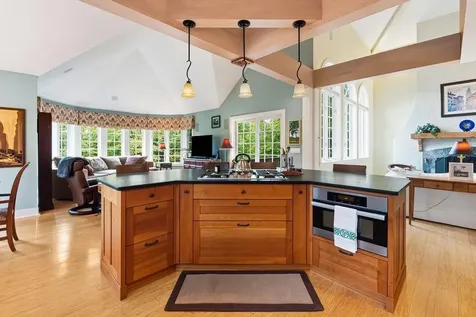 38 Mirror Lake Road Jackson NH 03846