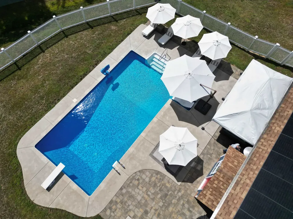 10 Folly Brook Terrace Kingston NH 03848