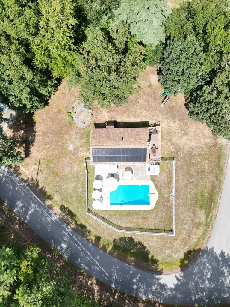 10 Folly Brook Terrace Kingston NH 03848