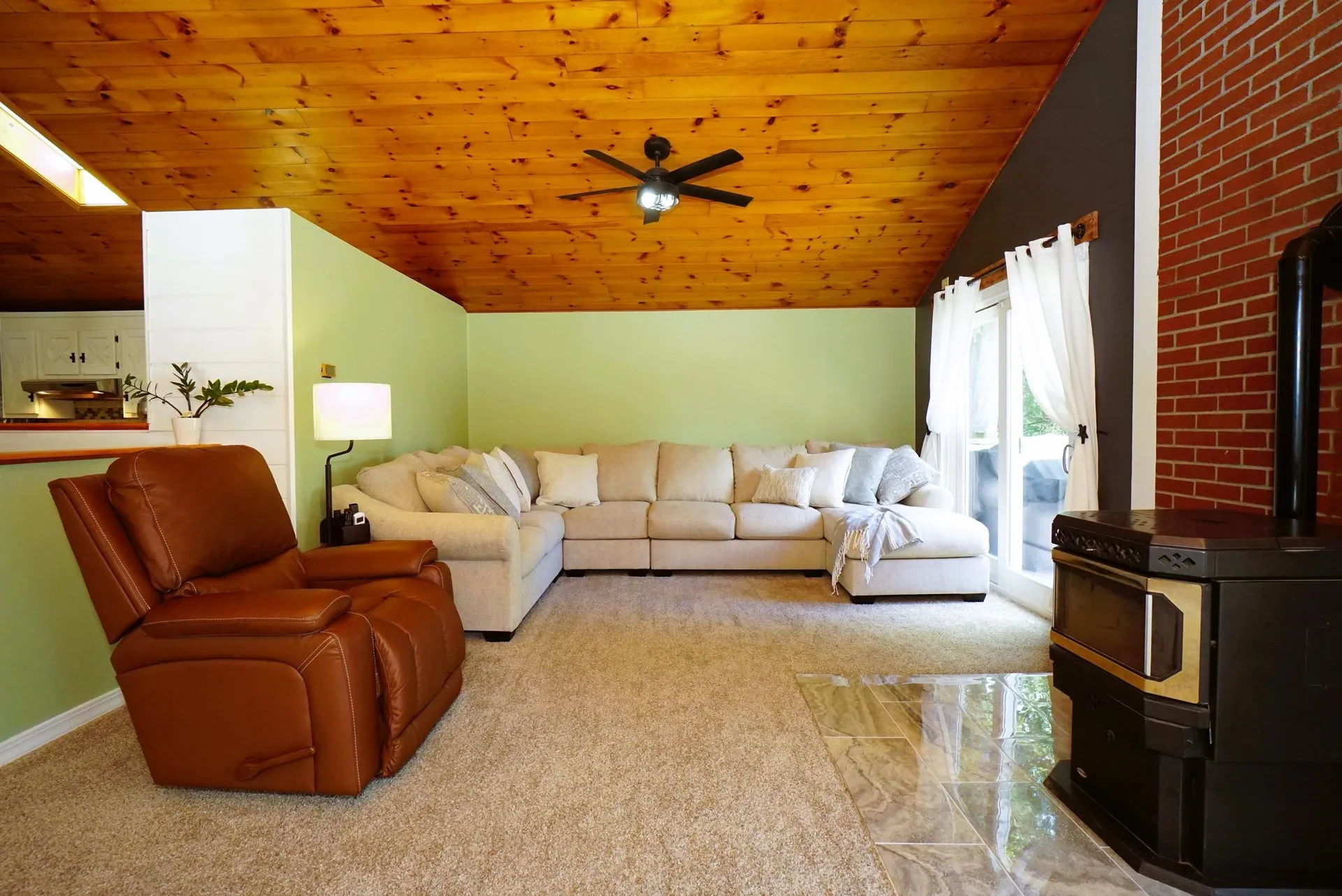 10 Folly Brook Terrace Kingston NH 03848