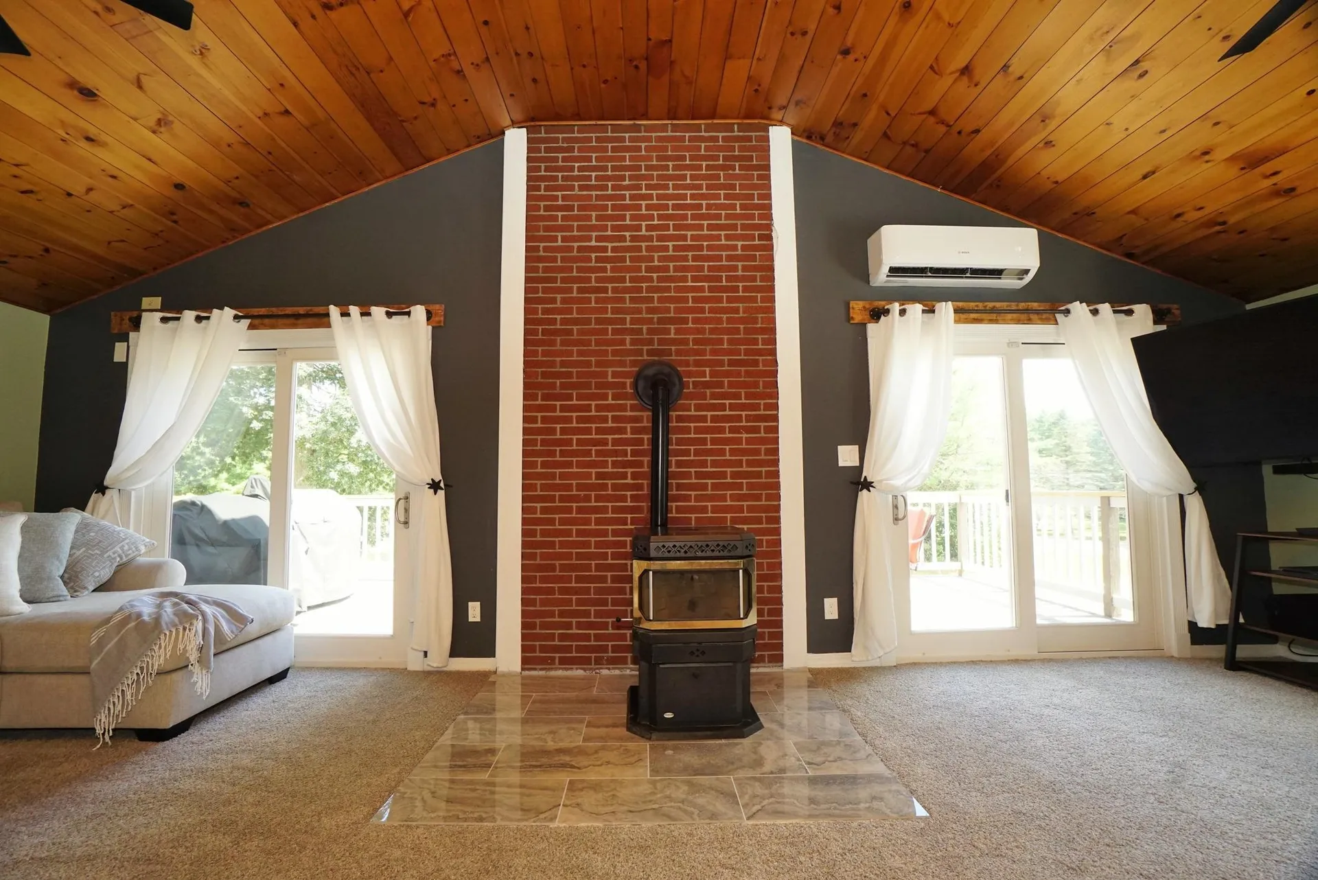 10 Folly Brook Terrace Kingston NH 03848