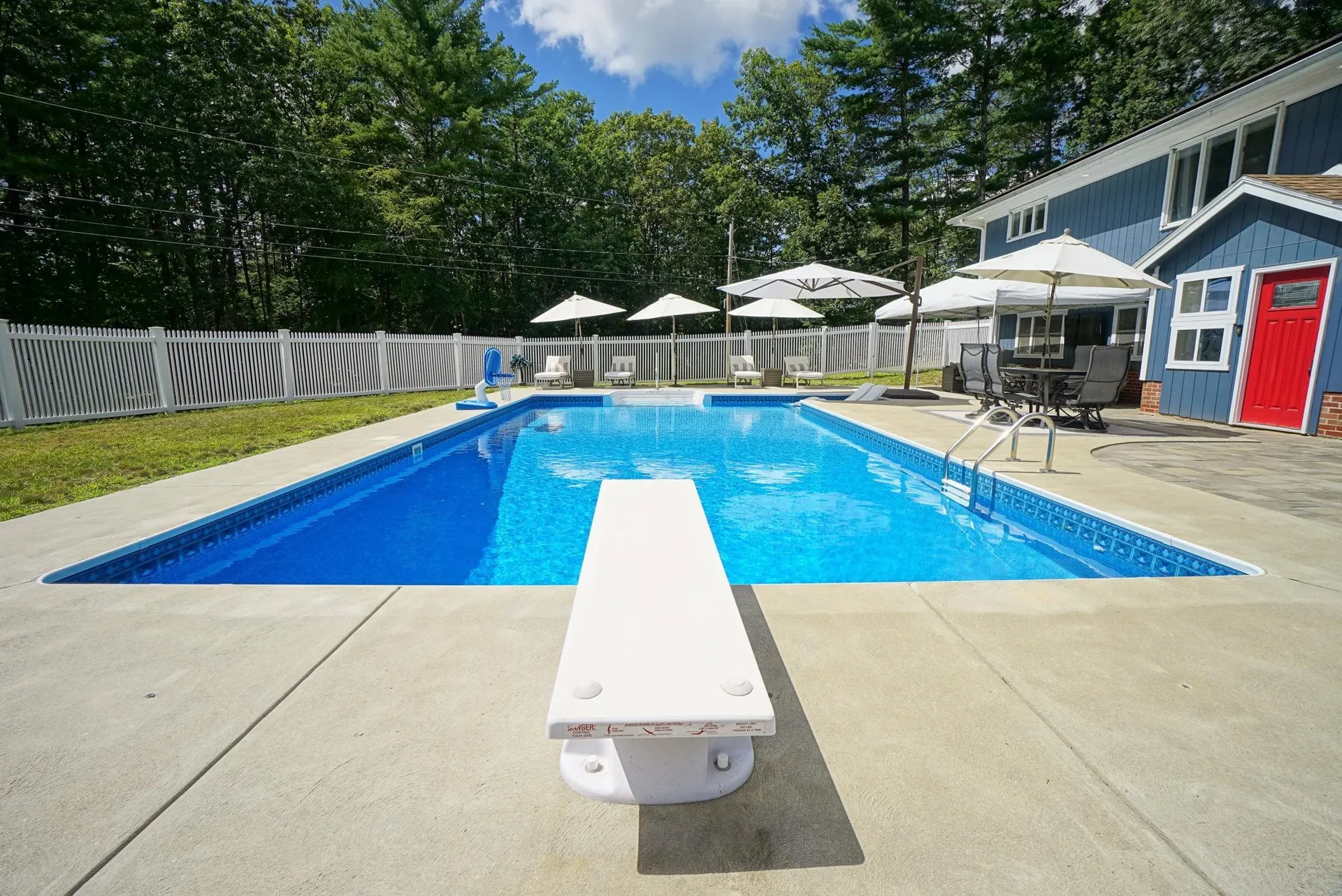 10 Folly Brook Terrace Kingston NH 03848