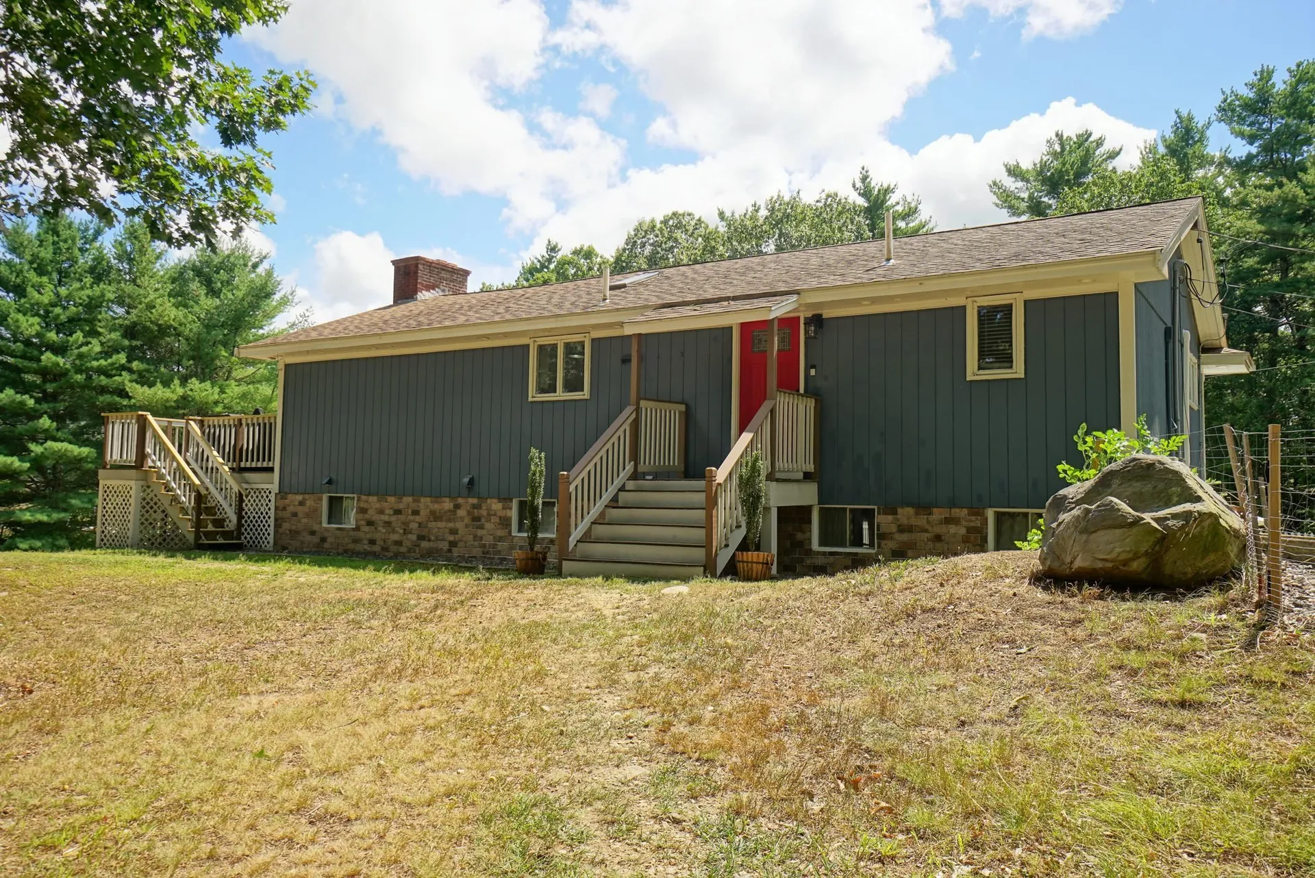 10 Folly Brook Terrace Kingston NH 03848