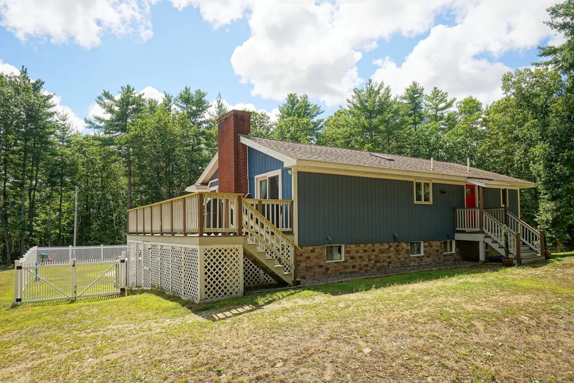 10 Folly Brook Terrace Kingston NH 03848