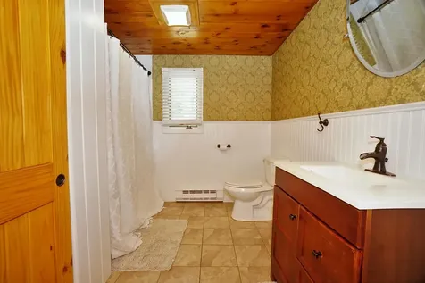 10 Folly Brook Terrace Kingston NH 03848