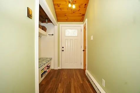 10 Folly Brook Terrace Kingston NH 03848